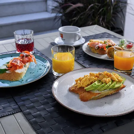 Margaret Of Naxos Gasthuis 4*